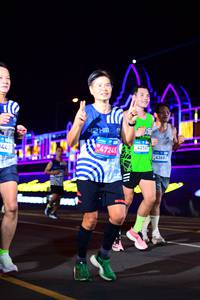 BIB: 1440, 47245, 42587, 4368
                            <button type="button" onclick="openModal(22869973)" class="btn btn-primary btn-sm float-right btn-popup" data-toggle="modal" data-target=".modal-high-quality">
                        <i class="fas fa-shopping-cart"></i> Add to Cart
                    </button>
                                            <button type="button" onclick="isThisMe(22869973, true)" class="btn btn-success btn-sm float-right btn-popup btn-isme hidden" data-toggle="tooltip" data-placement="bottom" title="นี่คือรูปของคุณใช่ไหม คลิกที่นี่เพื่อเอาเข้าอัลบั้ม">
                        <i class="fas fa-plus"></i> Add to album
                    </button>
                    <button type="button" onclick="isThisMe(22869973, false)" class="btn btn-warning btn-sm float-right btn-popup btn-isnotme hidden">
                        <i class="fas fa-ban"></i> Remove from album
                    </button>